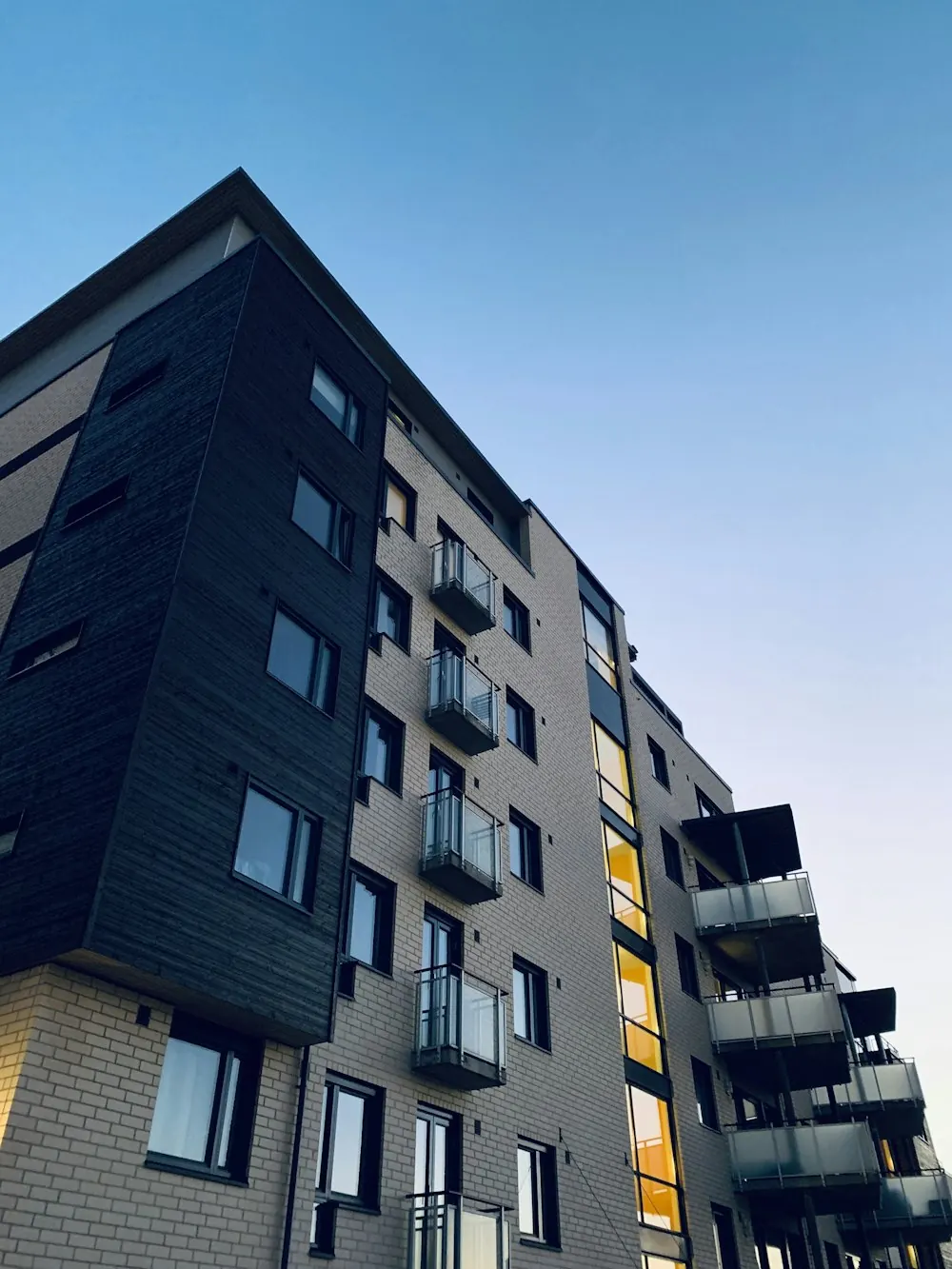 Riverside Residences